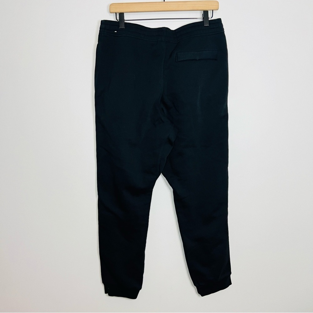 Nike Black Essential Fleece Tapered Joggers Large - Picture 6 of 6